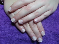 foto french manicure gelpolis na